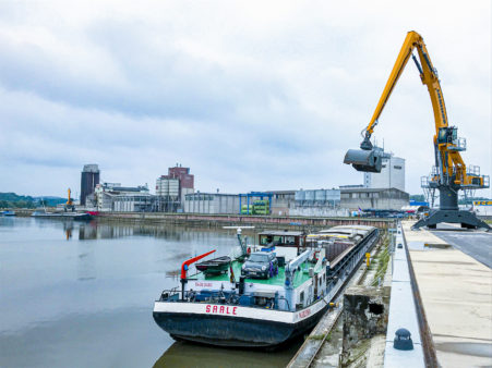 Bulk cargo handling quay 4 bayernhafen Bamberg