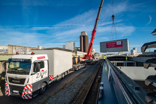 Heavy-lift handling Bamberg transfer of garages