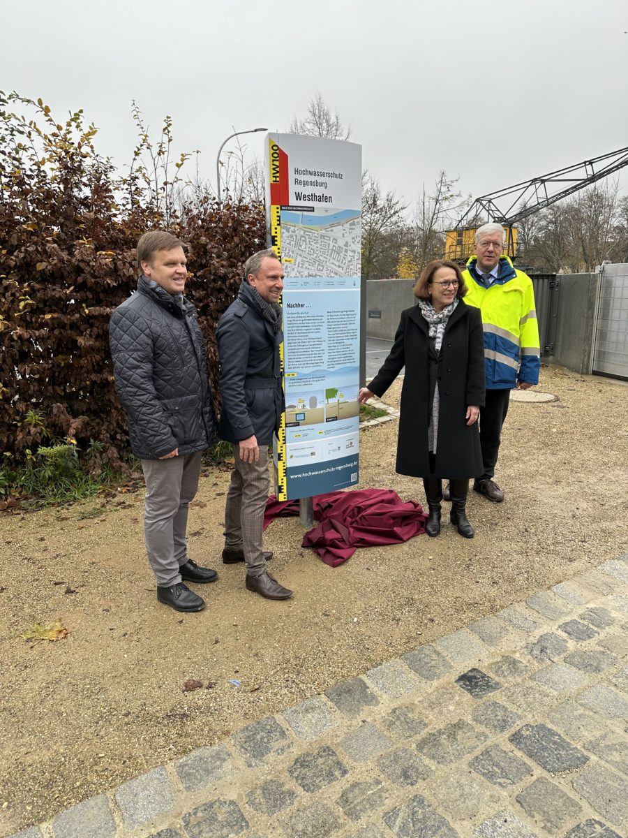 Einweihung Hochwasserschutz bayernhafen Regensburg