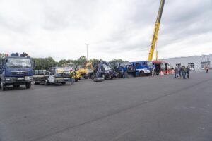 LKW und technisches Gerät